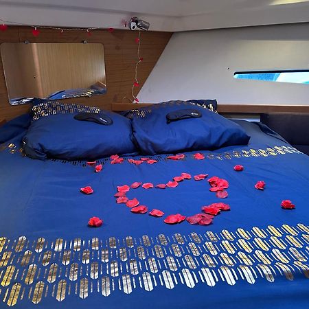Hotel Bateau Nuit Insolite à La Rochelle  Extérieur photo